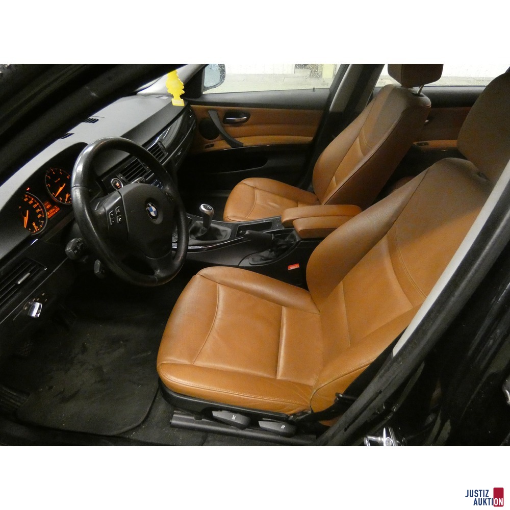 BMW 320i Touring