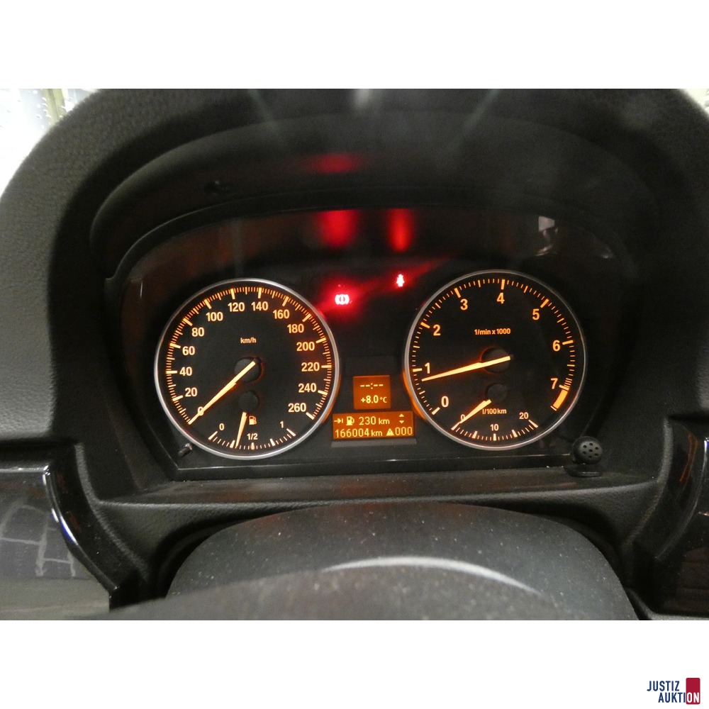 BMW 320i Touring