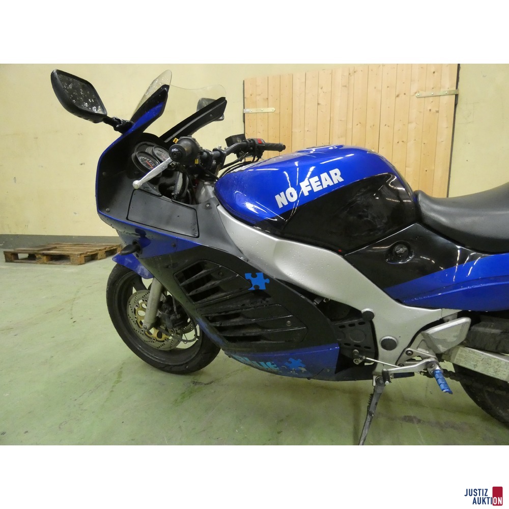 Suzuki RF600R