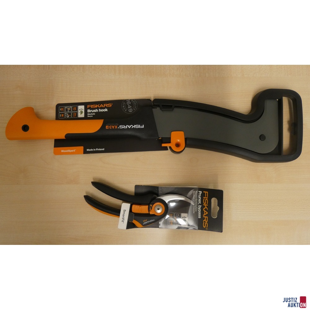 Fiskars Gartenwerkzeuge in OVP Machete Schere