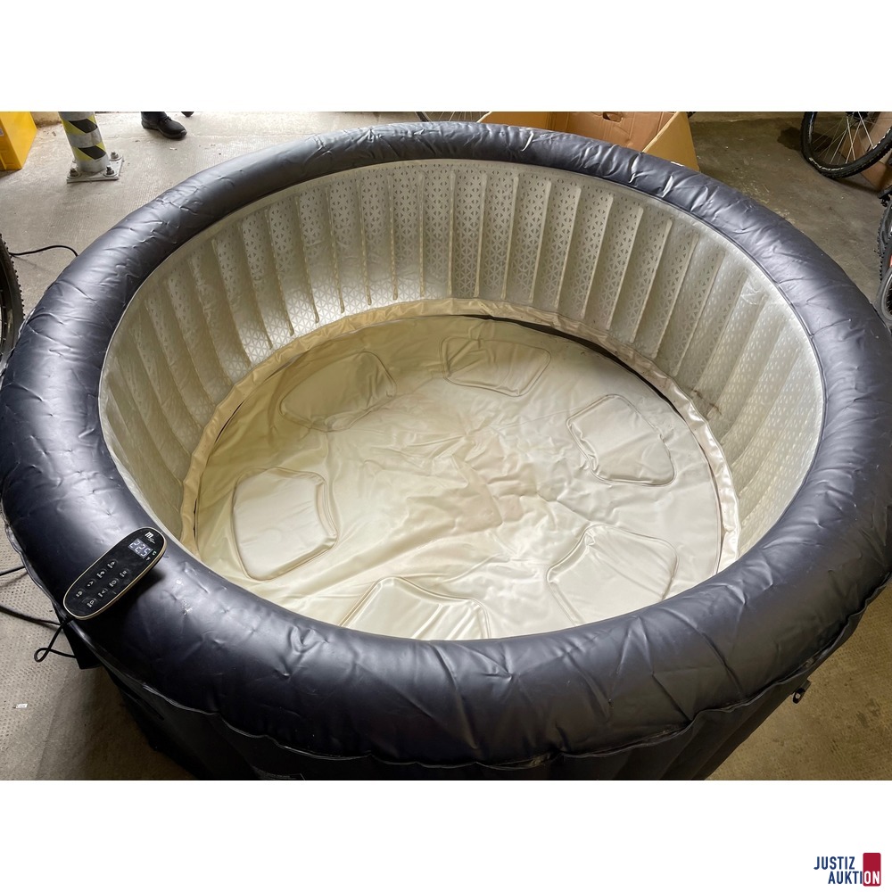 MSpa Pool detail