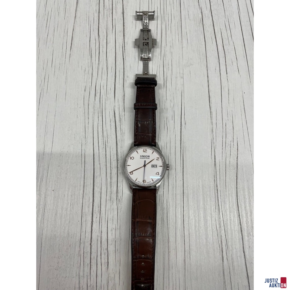 Glashütte Noramis front