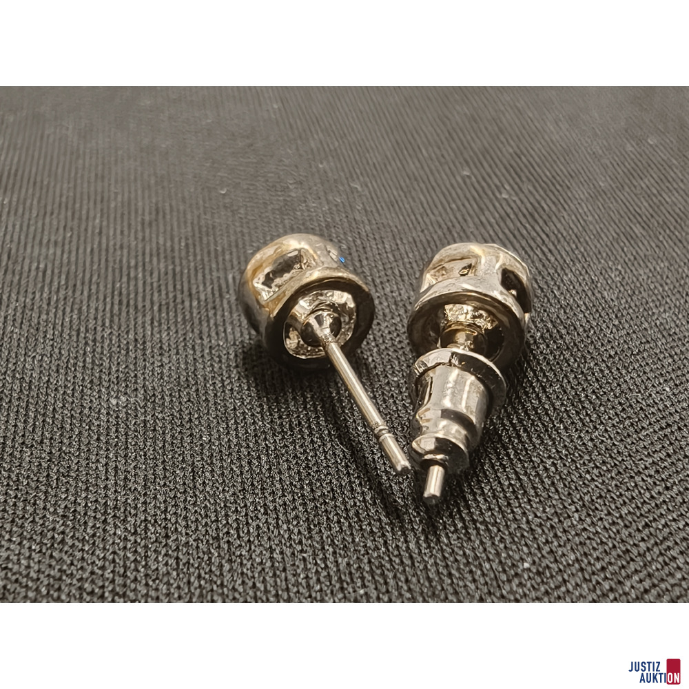 Ohrstecker hinten
