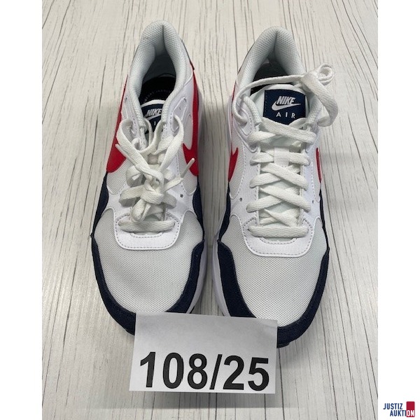 108-25 Nike Schuhe