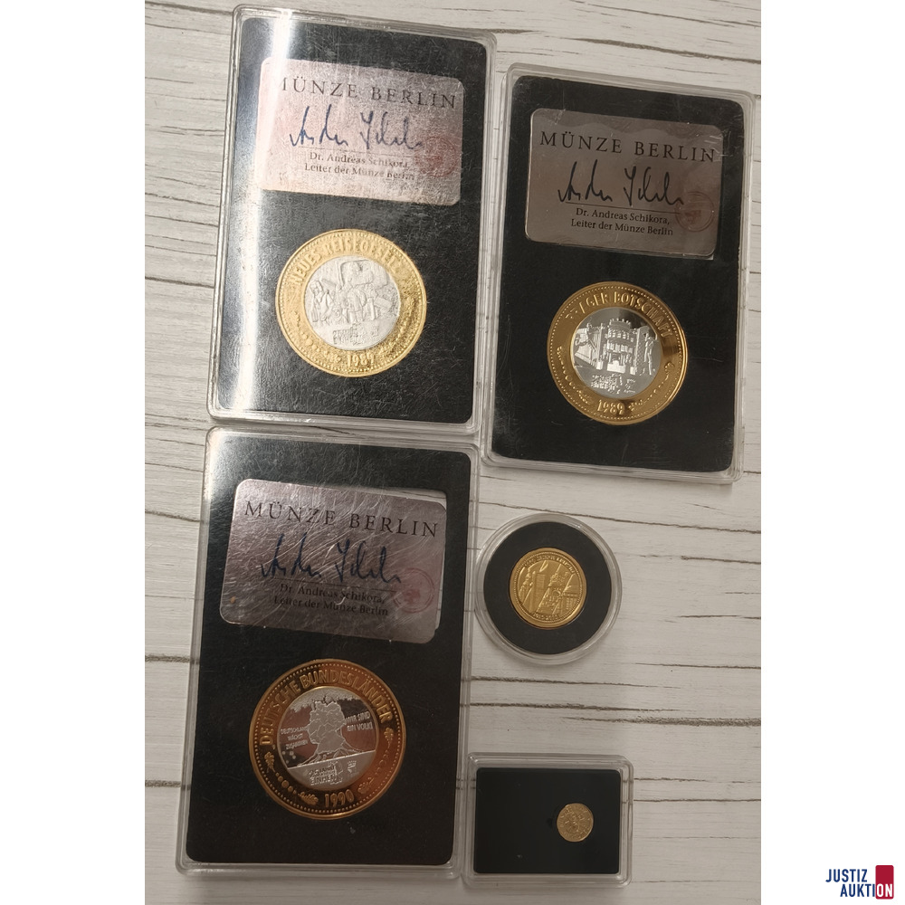 Medaillen hinten