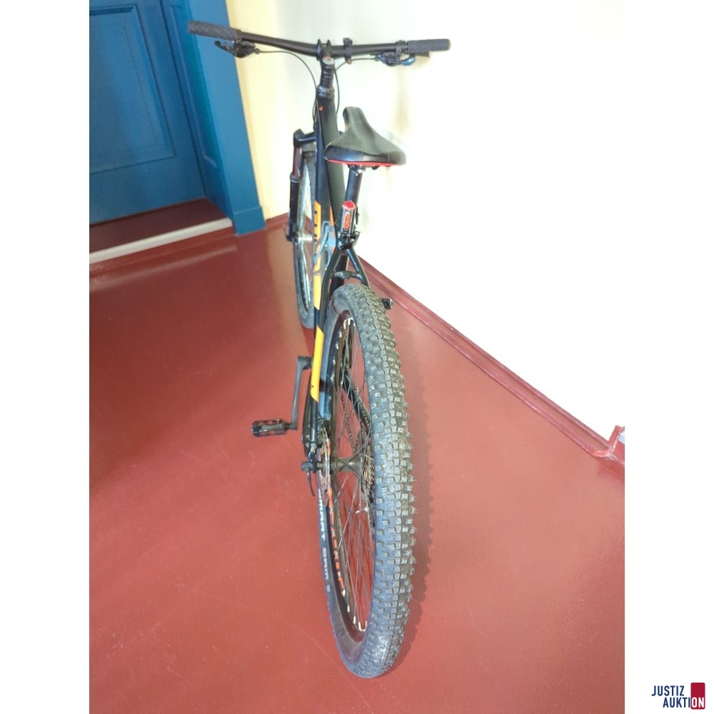 Ansicht MTB von hinten