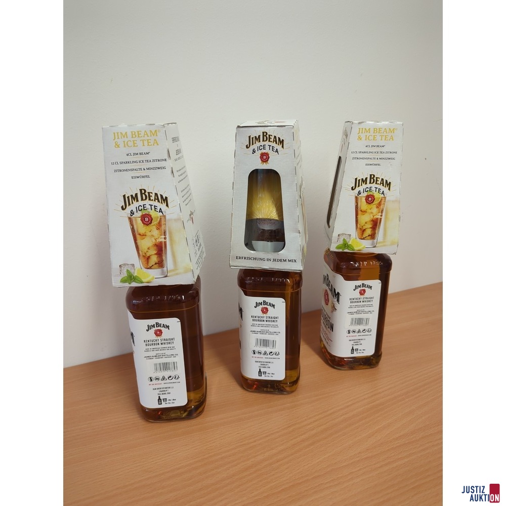 Seitenansicht Whiskey von rechts