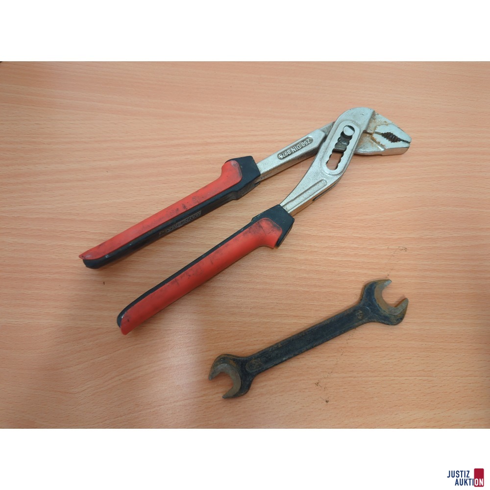 Wasserpumpenzange und Maulschl&uuml;ssel