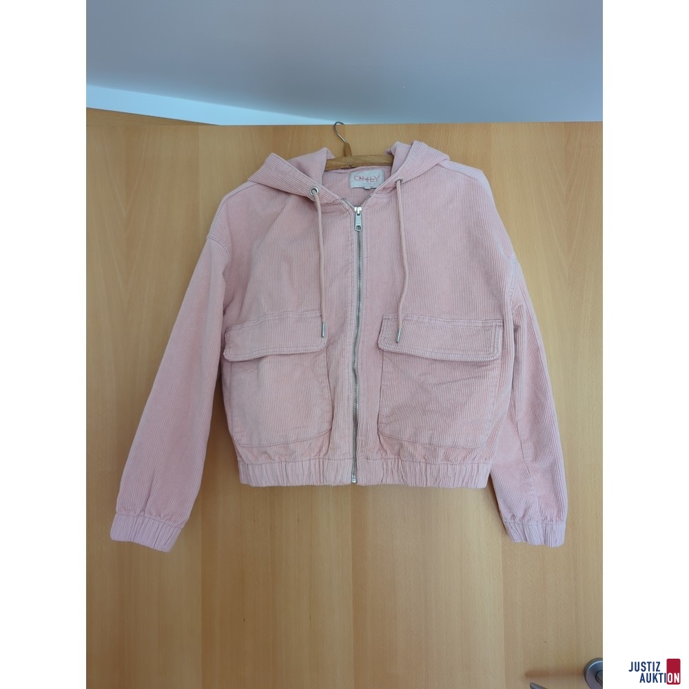 Gesamtansicht auf Bügel