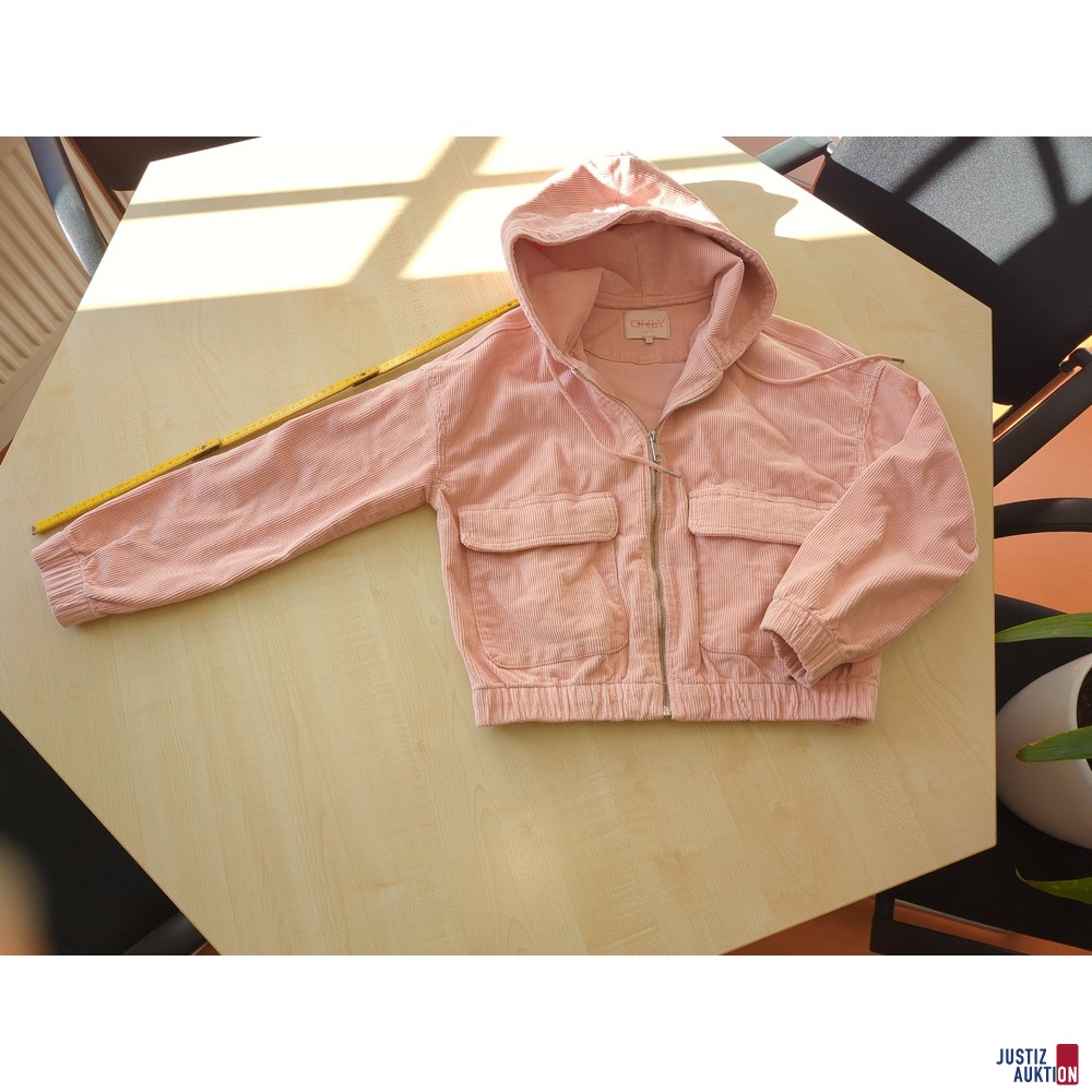 Jacke liegend - Ärmellänge (überschnitten)