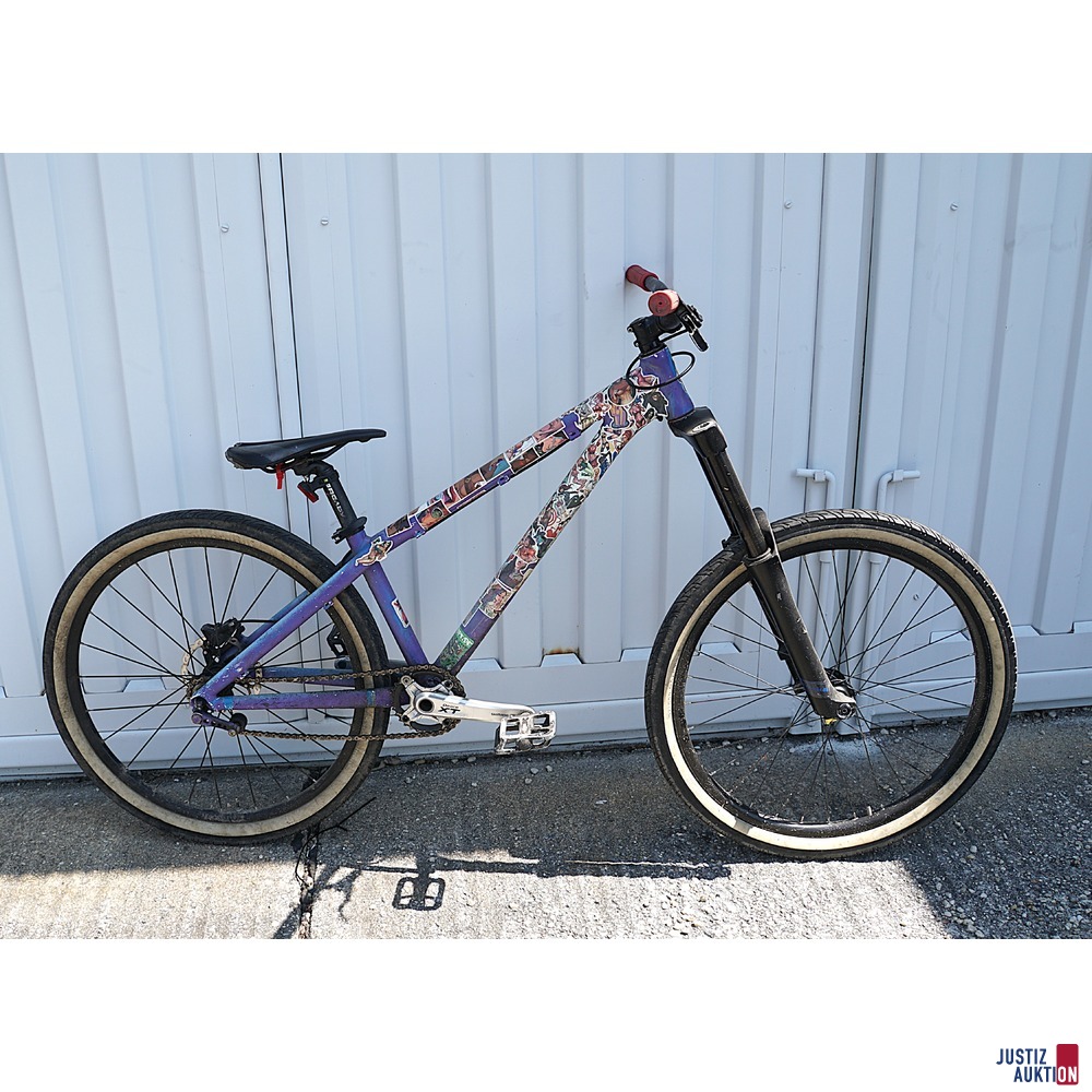 Komplettansicht Fahrrad