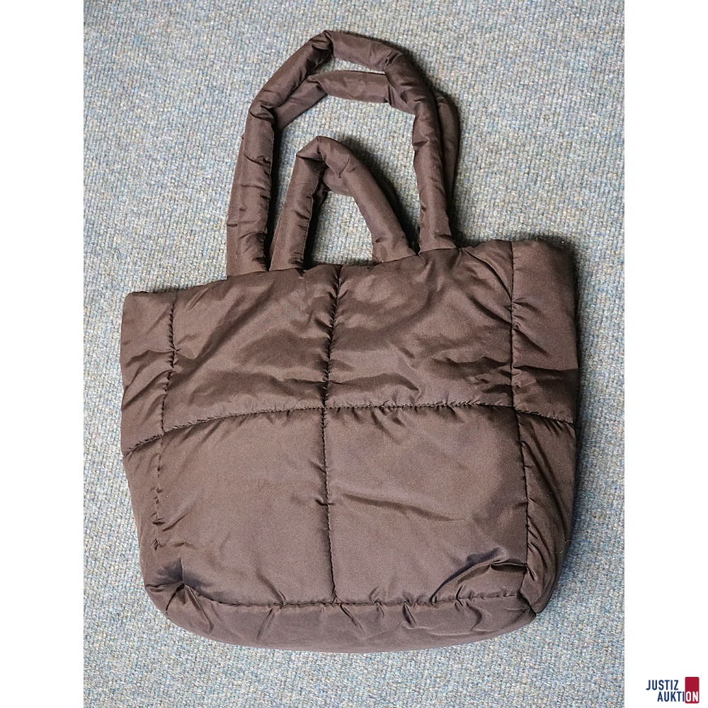 Handtasche