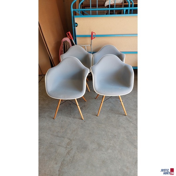 4 Stühle