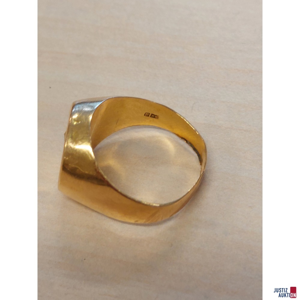 Herrenring Gelbgold&comma; 750 &permil; punziert 6&comma;9 g Gr&ouml;&szlig;e 63 defekt
