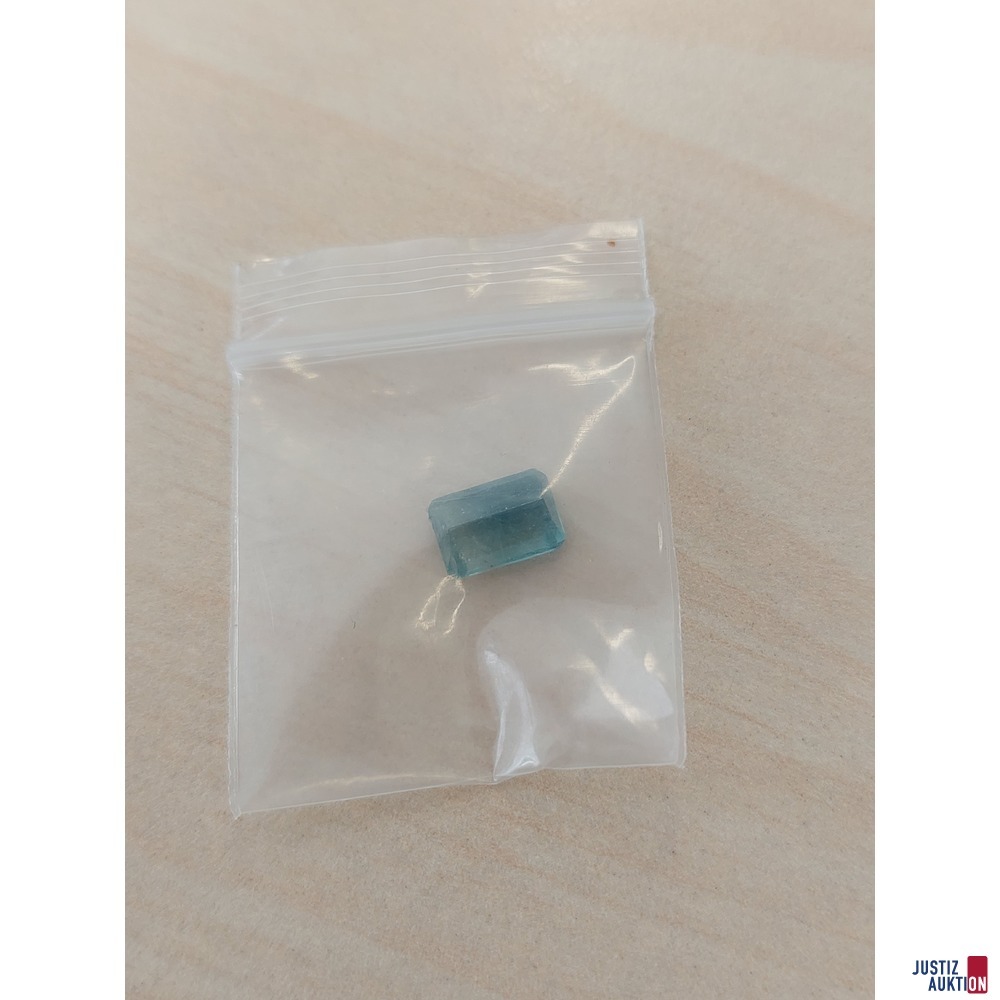 Edelstein Turmalin Indigolith