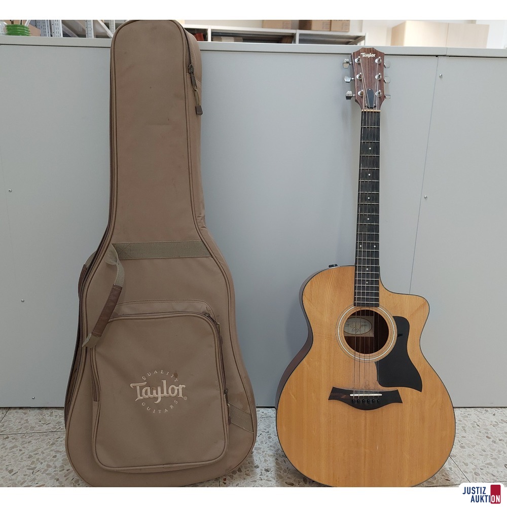 Akustikgitarre der Marke Taylor Guitars