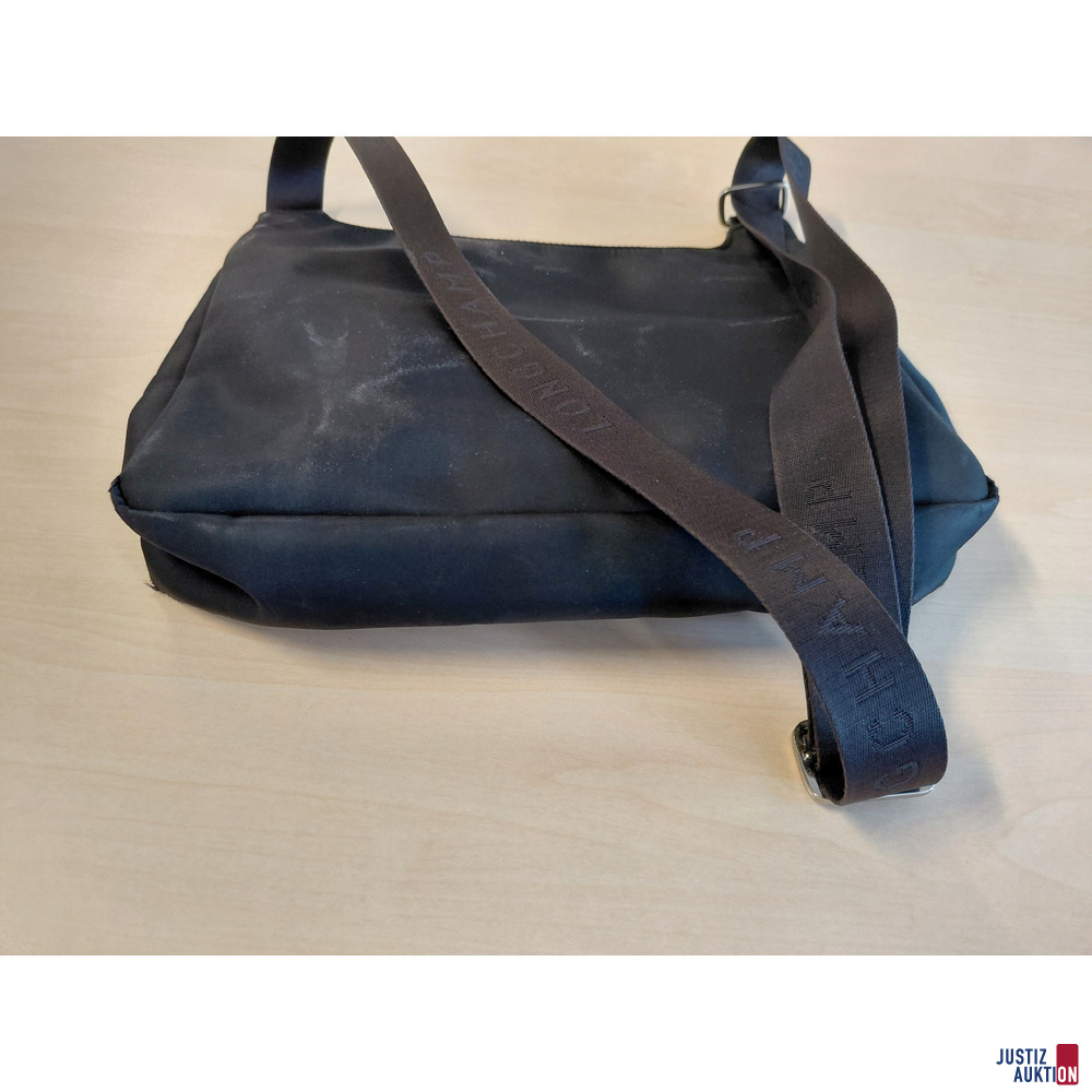 Longchamp Schultertasche&comma; Kunststoff&comma; Farbe Schwarz&comma; starke Gebrauchsspuren