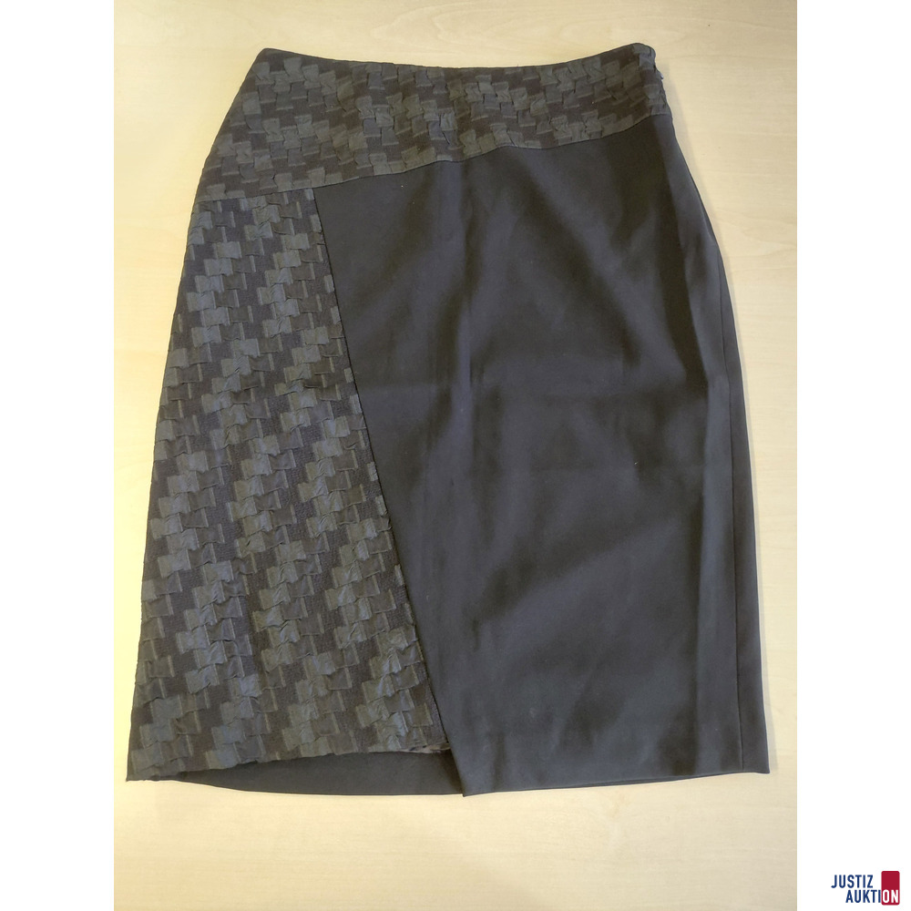 Etro Rock Farbe Schwarz&comma; Gr&ouml;&szlig;e 38&comma; Wabenmuster&comma; neuwertig
