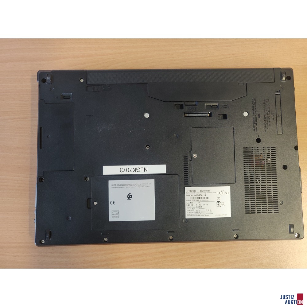 Laptop von unten