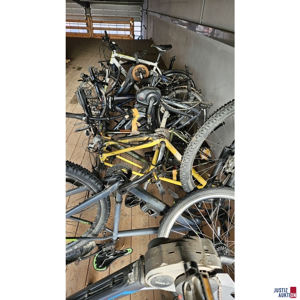 Konvolut an Fahrrad