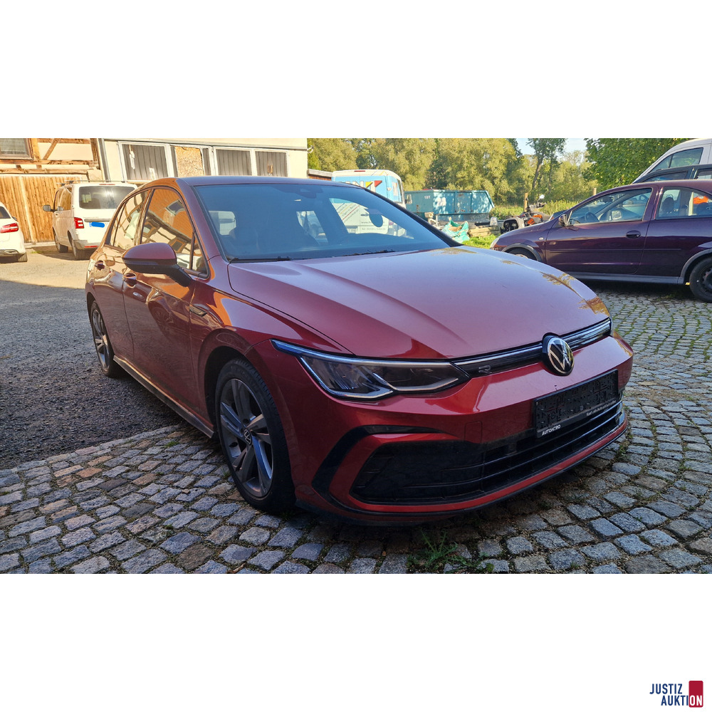 VW Golf VIII Lim. R-Line eTSI – kavel bij Justiz-Auktion, Riesa