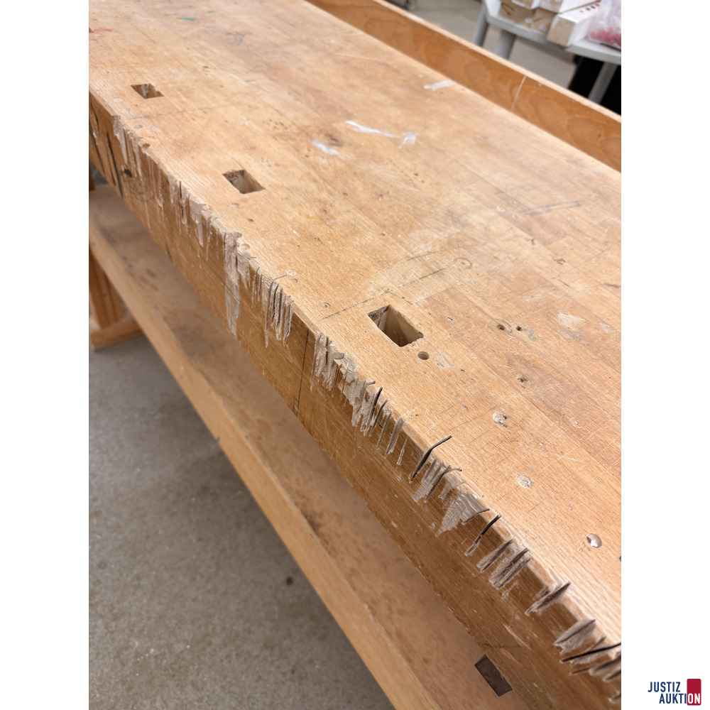 3 Hobelbänke – foto 5 – kavel bij Justiz-Auktion, Remscheid