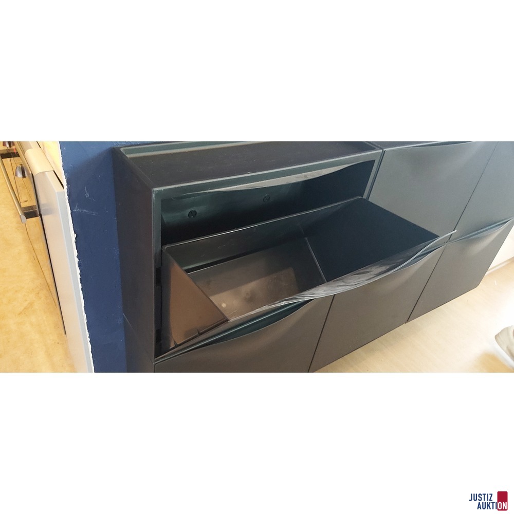 Schuhschrank