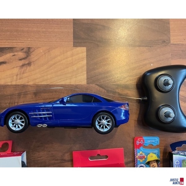 ferngesteuertes Auto