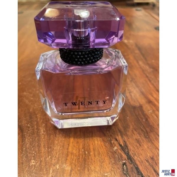 4 Tiny Twenty
