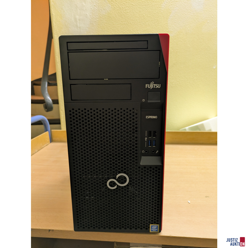 Rechner&lowbar;P558&lowbar;vorne