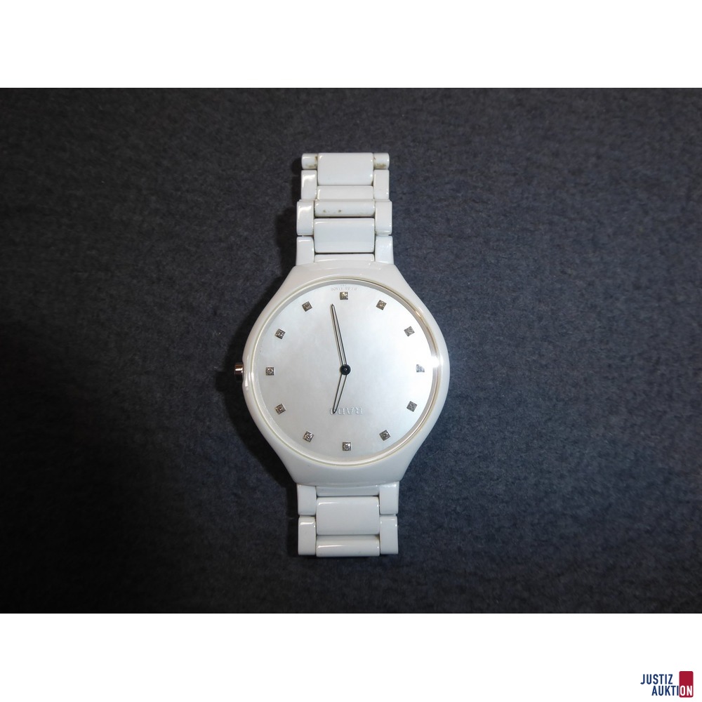 Uhr True Thinline Vorderseite