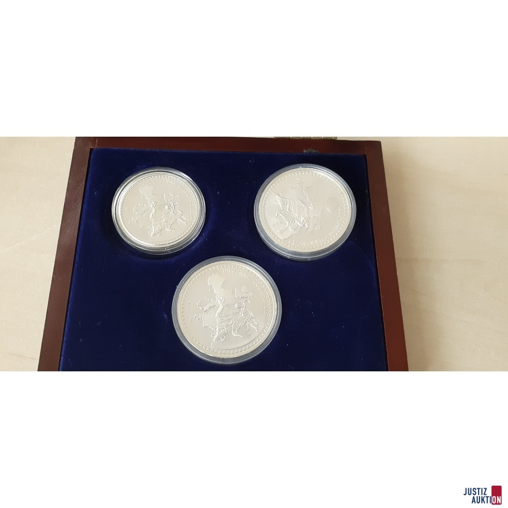 &period;&period;&period;und hinten