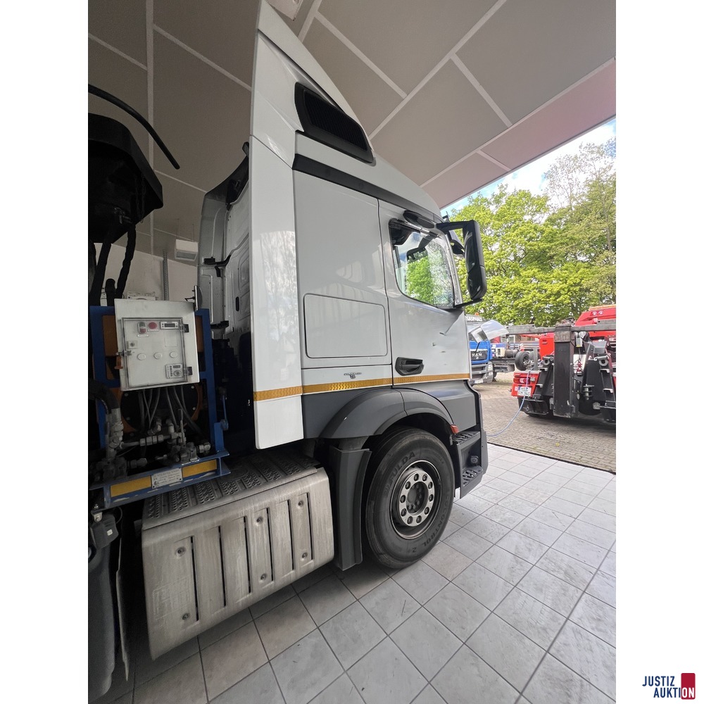 seitl. Ansicht LKW