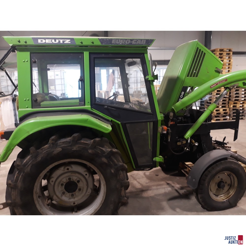 DEUTZ D 5206 Traktor