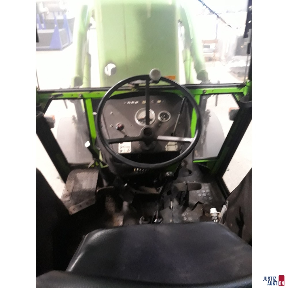 DEUTZ D 5206 Traktor