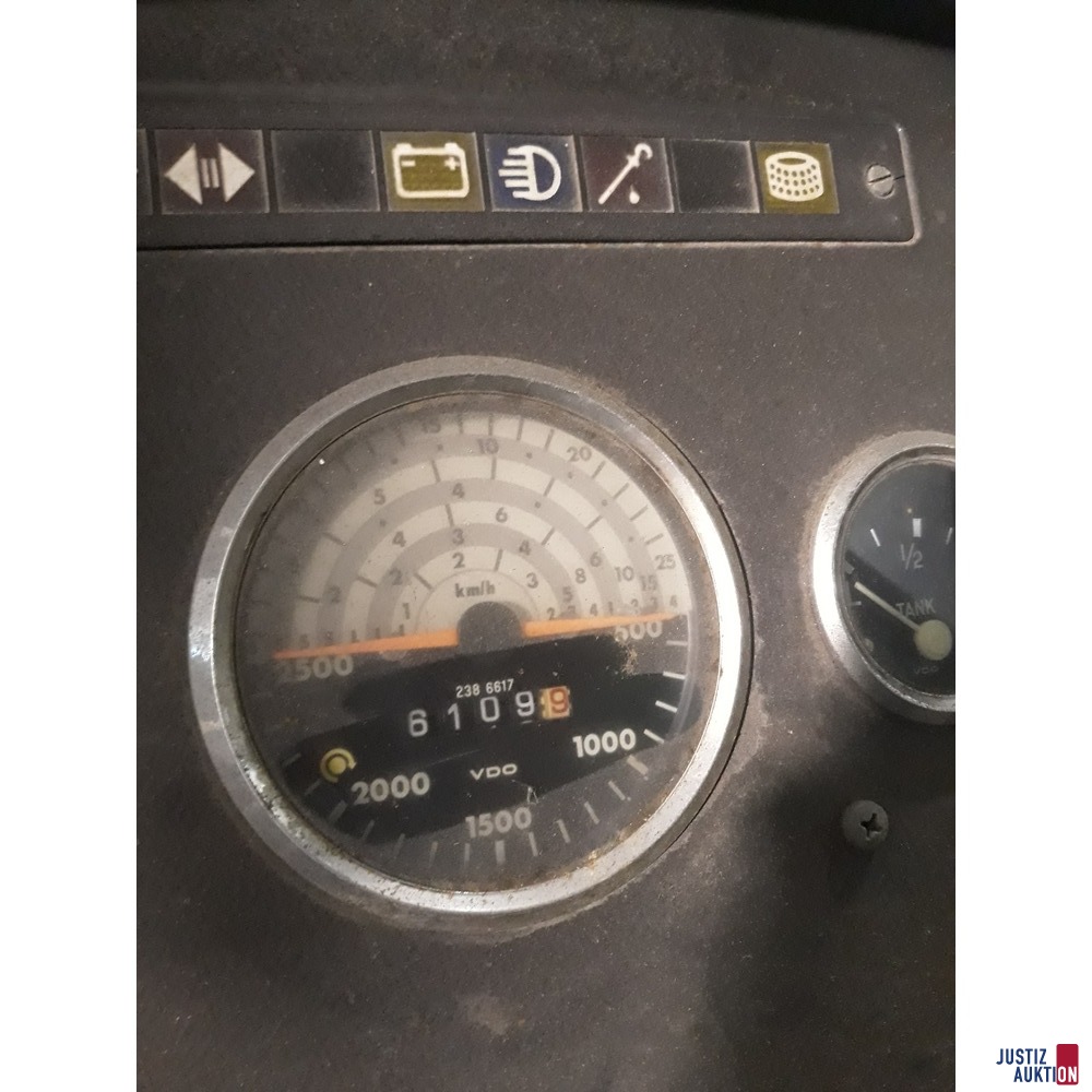 DEUTZ D 5206 Traktor