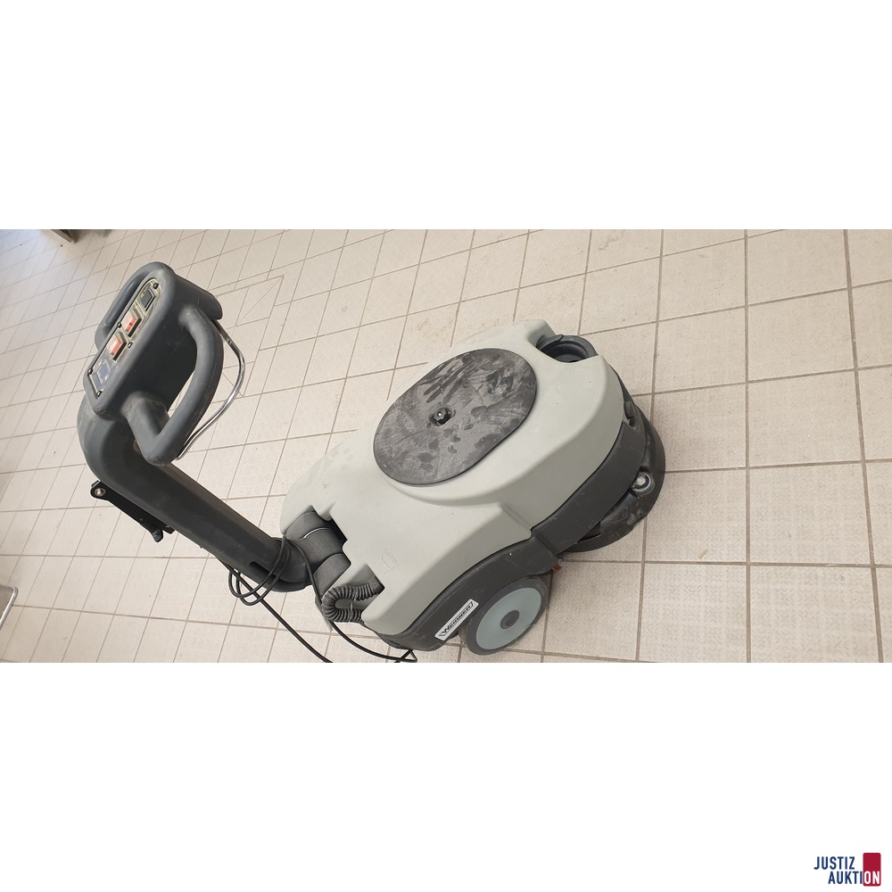 Scheuersaugmaschine