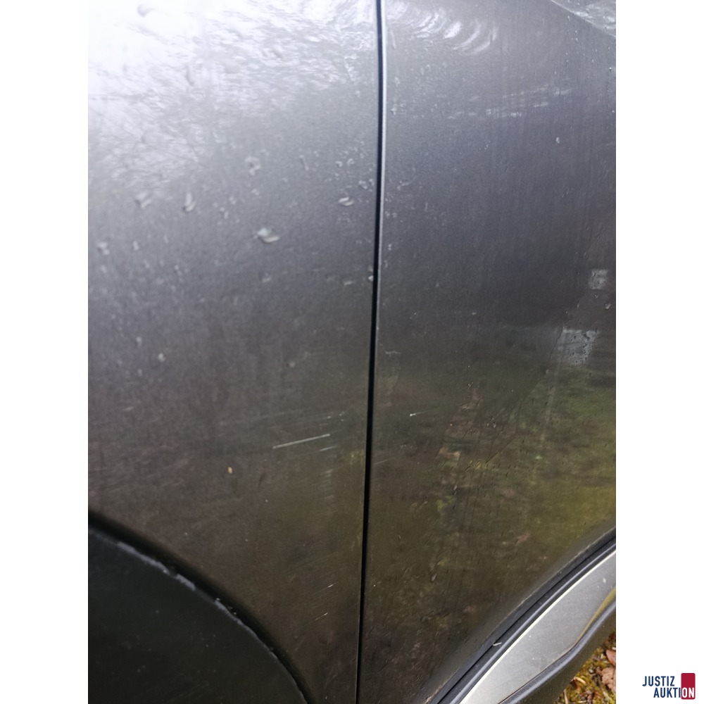 Besch&auml;digung Radlauf links vorne l