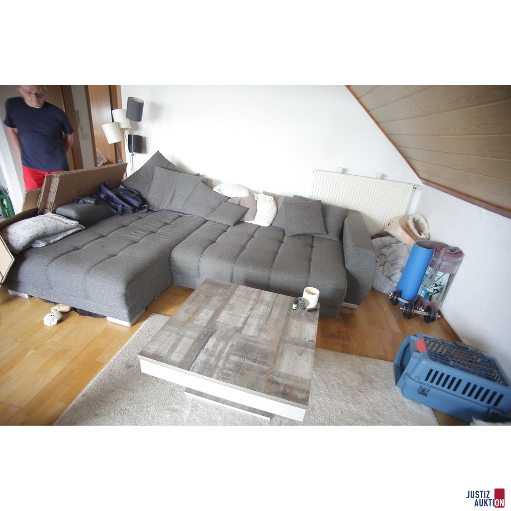 Couch u. Wohnzimmertisch
