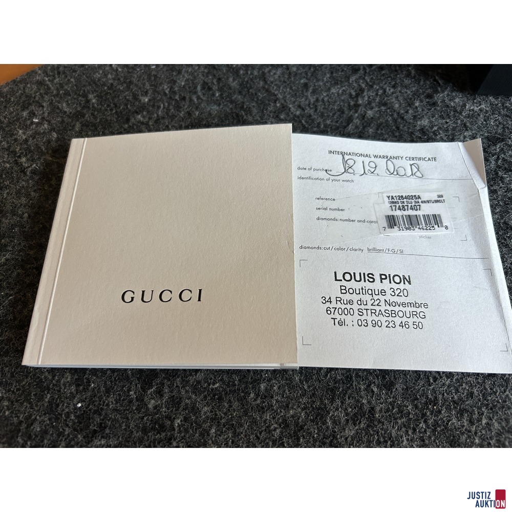 Garantie- und Wartungsbuch