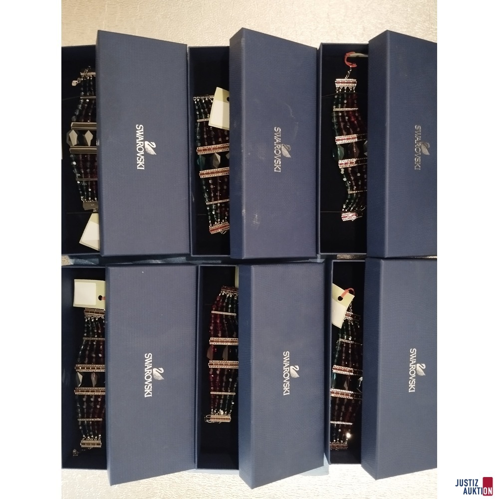 mehrere ge&ouml;ffnete Packungen