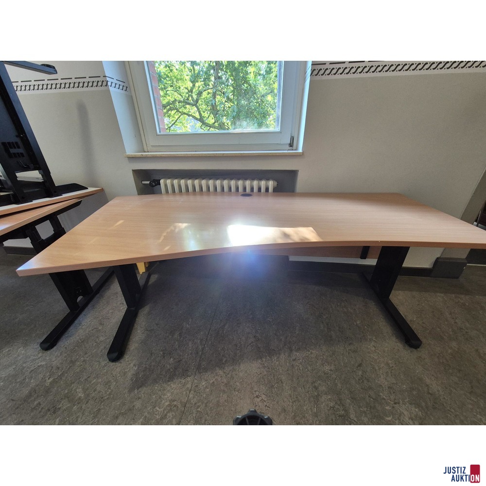 Schreibtisch