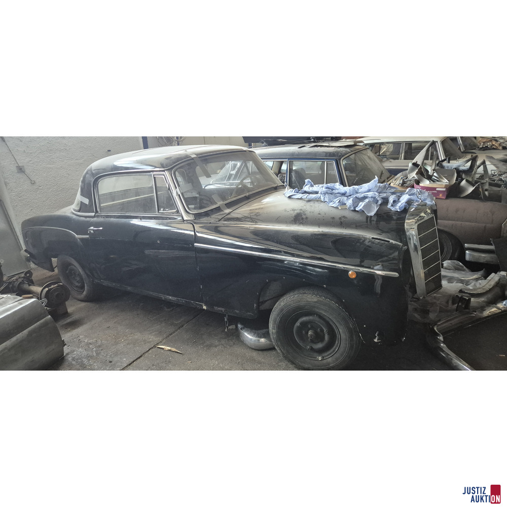 schwarzer Mercedes Benz 220 SE // Coupé – foto 2 – kavel bij Justiz-Auktion, Rastatt