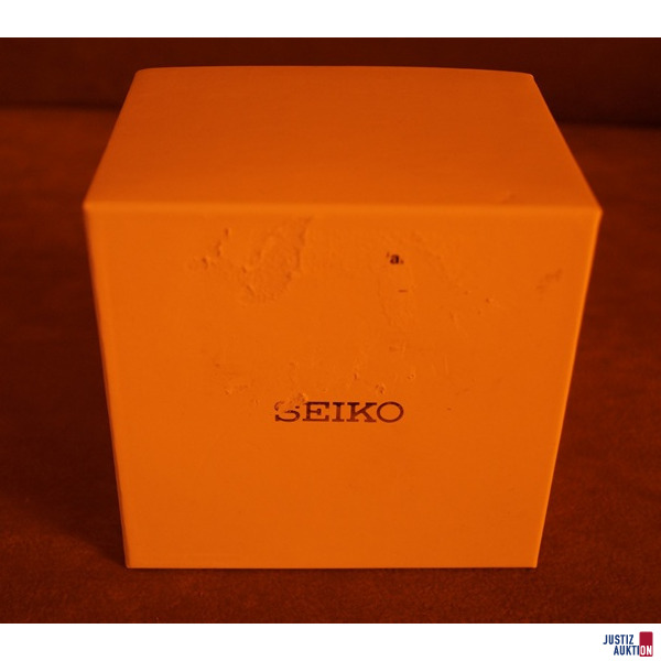 besch&auml;digter Deckel Uhrenbox