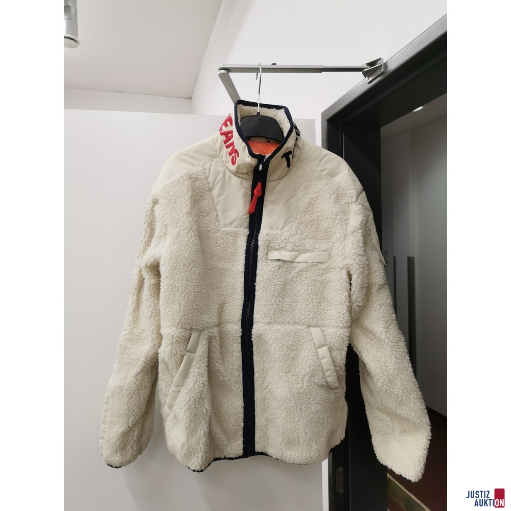 Tommy Jeans