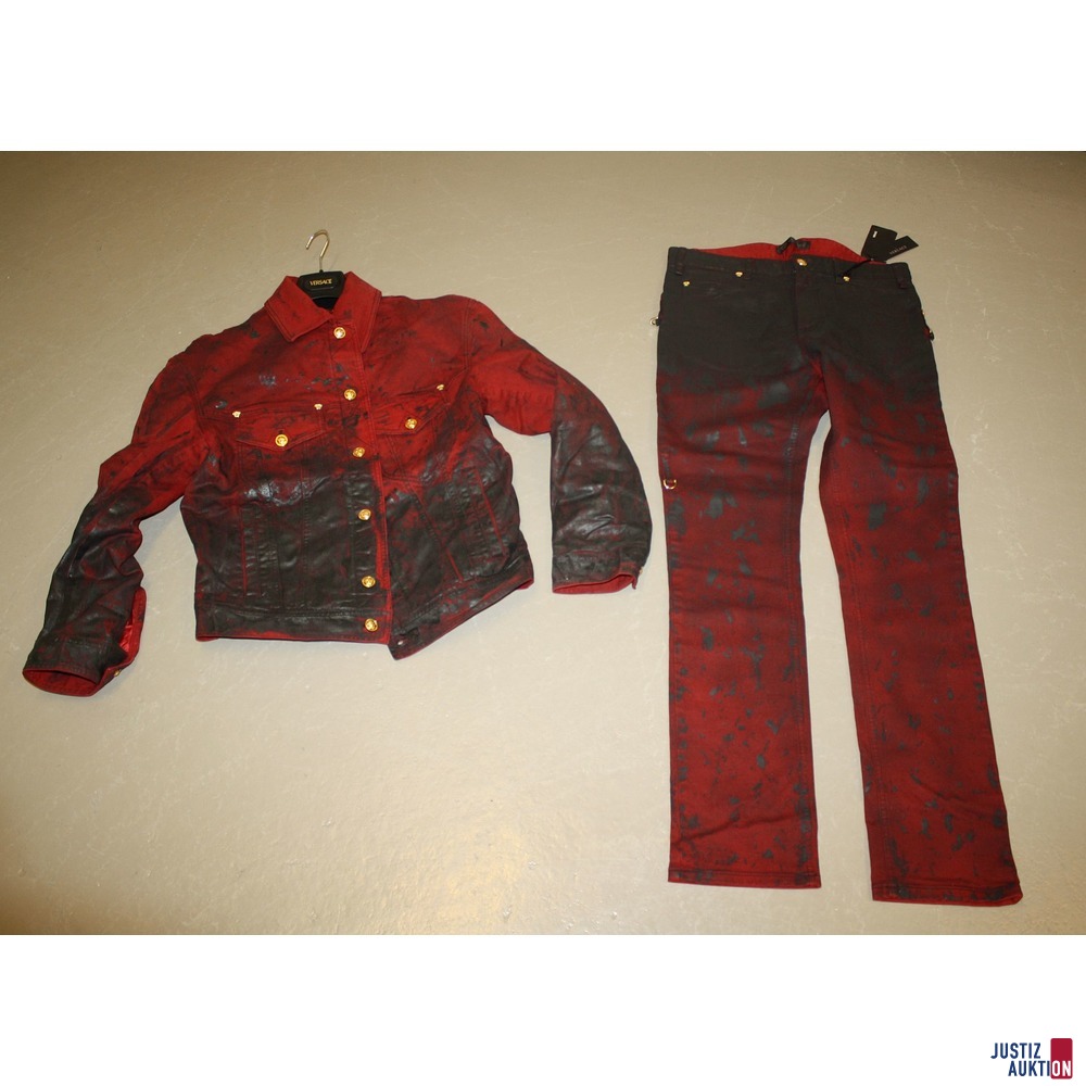 Set der Marke VersaceJeans