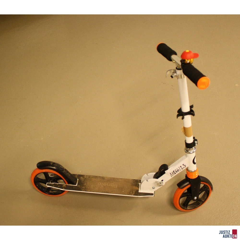 Tretroller der Marke Lionelo