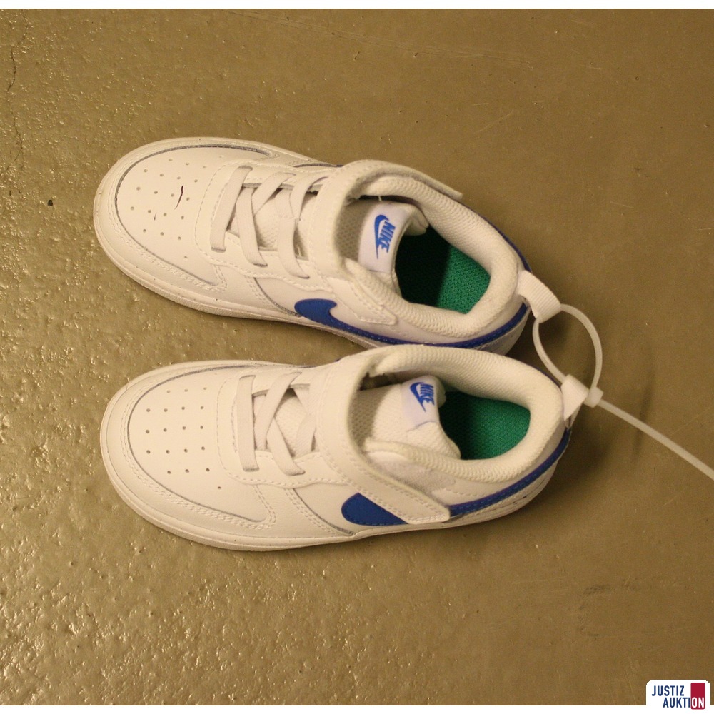 Kinderschuhe der Marke Nike