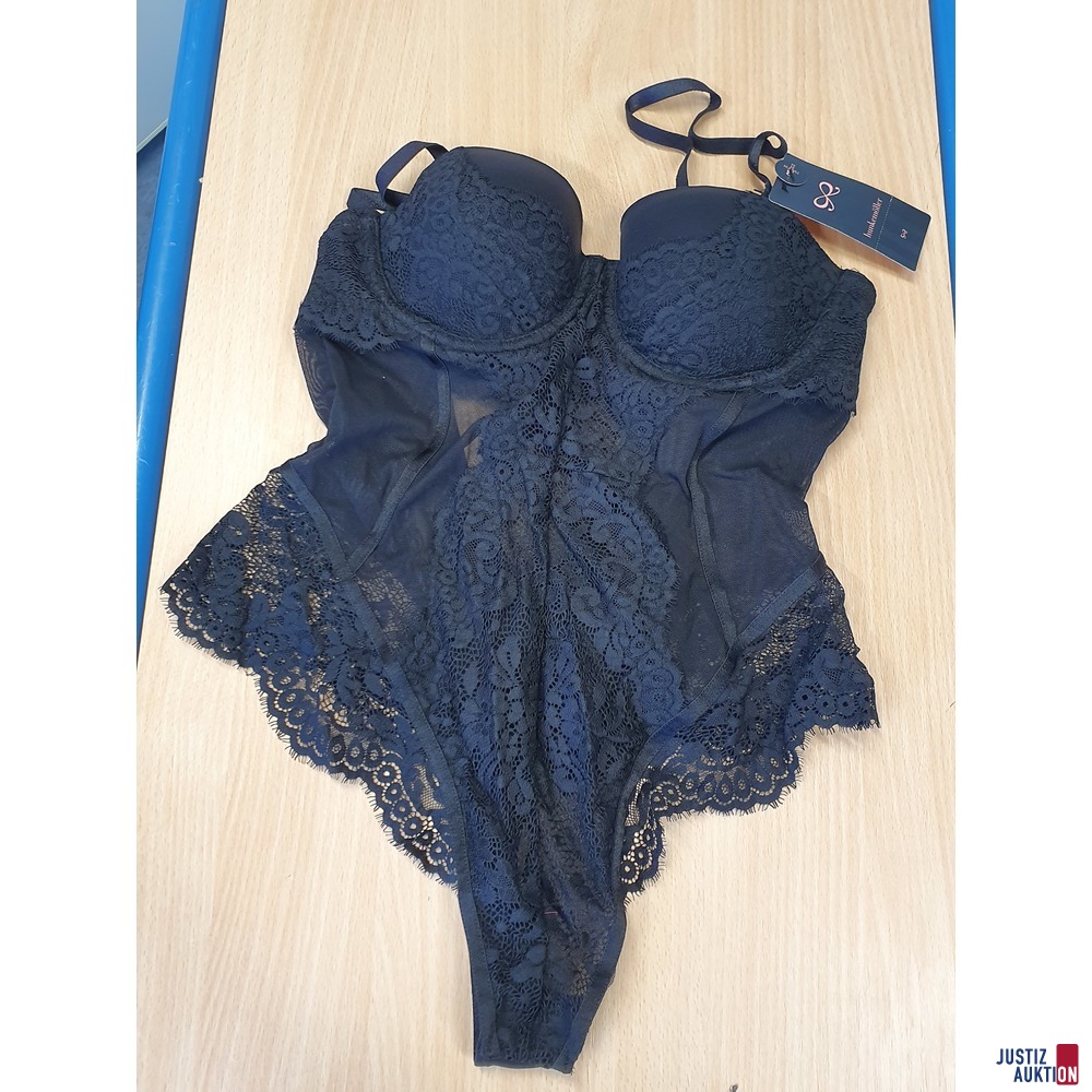 Body schwarz Gr. 75 B