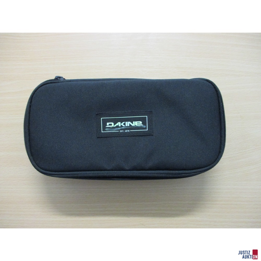 Federmäppchen/School Case Dakine